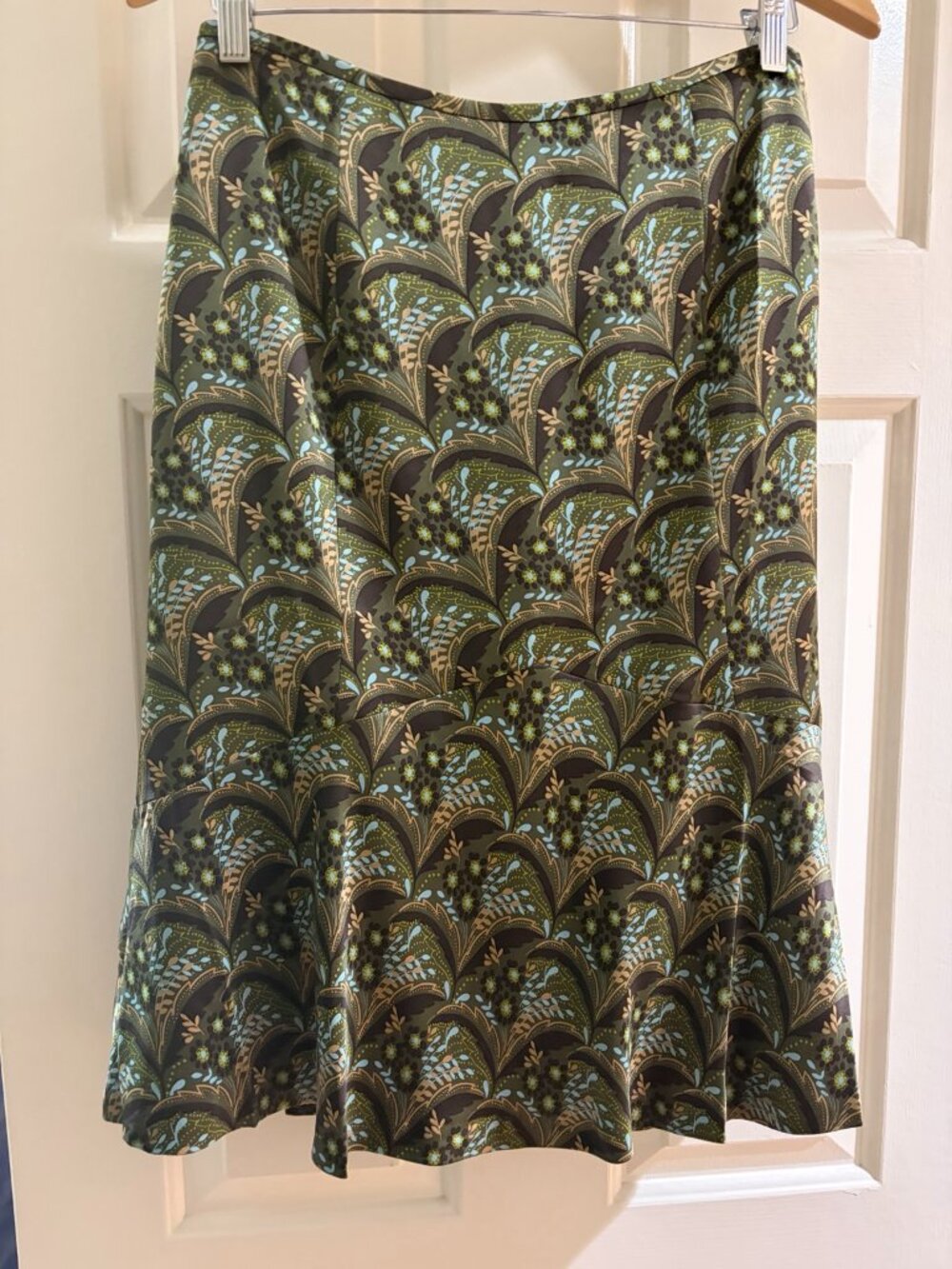 Ann Taylor LOFT 100% Silk Printed Skirt Size 6